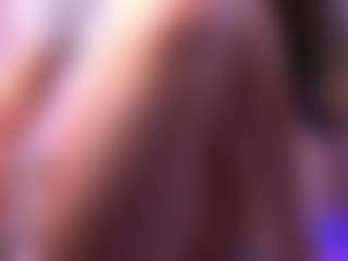Live cam show with Dia - Asshole Brown Hair on Camming Site
