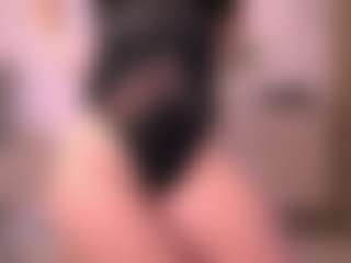 Dia's Live Sex Cam Show