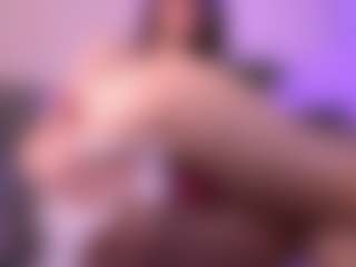 Live cam show with Dia - Hairy Young Adult on sexytreat.net