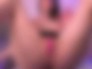 Dia's Live Sex Cam Show