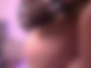 Dia's Live Sex Cam Show