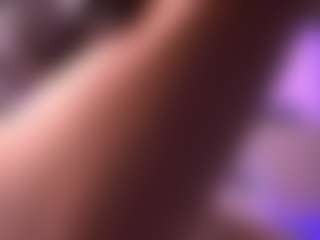 Dia's Live Sex Cam Show
