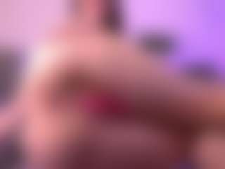 Dia's Live Sex Cam Show