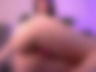Dia's Live Sex Cam Show