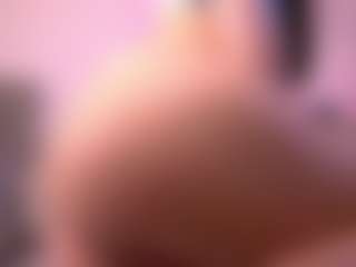 Dia's Live Sex Cam Show