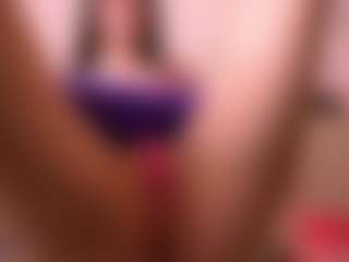 Dia's Live Sex Cam Show