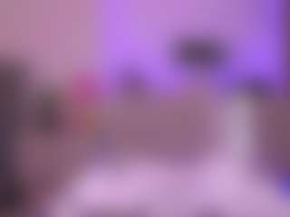 Live cam show with Dia - Squirt on Latina Girls