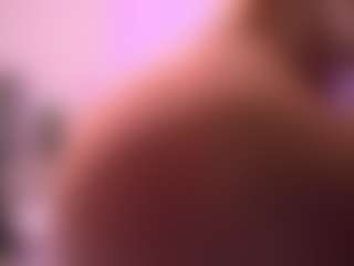 Dia's Live Sex Cam Show
