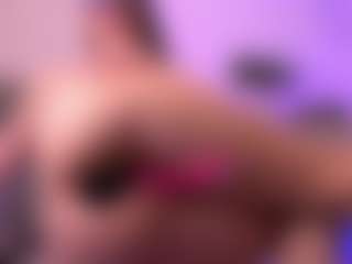 Dia's Live Sex Cam Show