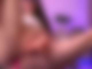 Dia's Live Sex Cam Show