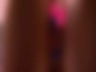 Live cam show with Dia - Small Tits Young Adult on Camsoda