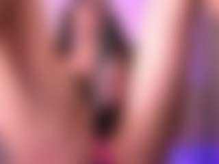 Live cam show with Dia - Butt Plug on Camsoda