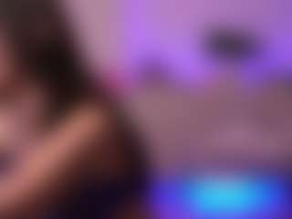Live cam show with Dia - Fuck Machine on Milfs Live