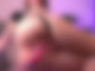 Dia's Live Sex Cam Show
