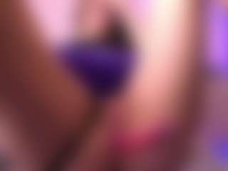 Dia's Live Sex Cam Show