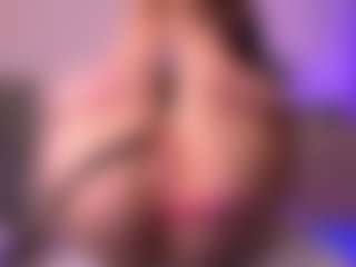 Dia's Live Sex Cam Show