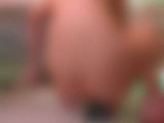 Live cam show with Dia - Small Tits Brown Hair on Dolls Live