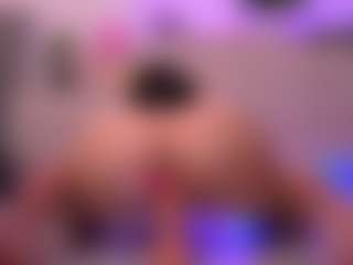 Dia's Live Sex Cam Show