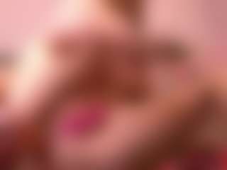 Live cam show with Dia - Brown Hair Petite on slutload