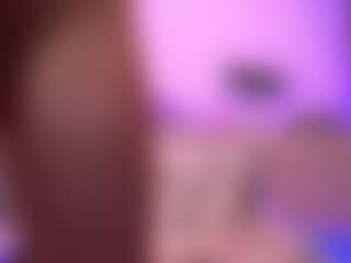 Dia's Live Sex Cam Show