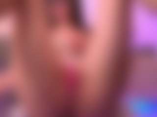Dia's Live Sex Cam Show