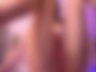 Live cam show with Dia - Dirty Talk on fapnchat