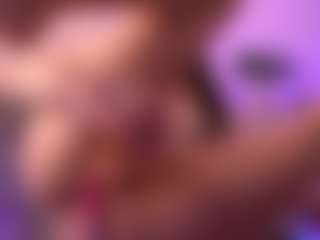 Dia's Live Sex Cam Show