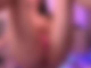 Live cam show with Dia - Toys Young Adult on CamClone