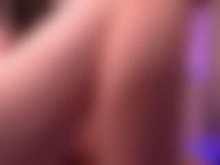 Live cam show with Dia - Teen (18+) on Camsoda