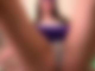 Live cam show with Dia - Ahegao on CamClone