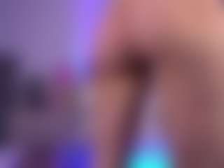 Dia's Live Sex Cam Show