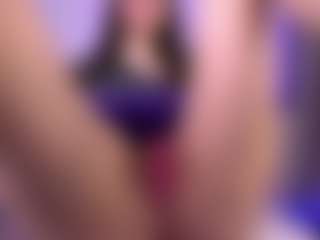 Dia's Live Sex Cam Show