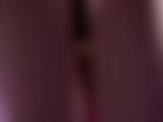 Live cam show with Dia - Skinny Teen (18+) on Dolls Live