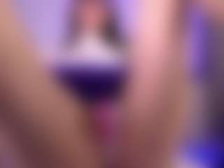 Dia's Live Sex Cam Show