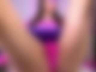 Live cam show with Dia - Control on Camsoda Late Night