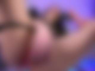 Dia's Live Sex Cam Show