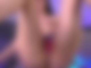 Live cam show with Dia - Brown Eyes Teen (18+) on x69.live