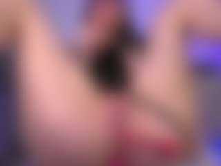 Live cam show with Dia - Fuck Machine on Livezox