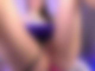 Dia's Live Sex Cam Show