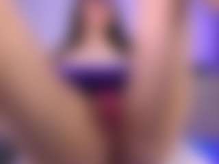 Dia's Live Sex Cam Show