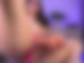 Live cam show with Dia - Lingerie on milfzrlive.com