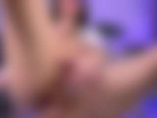 Dia's Live Sex Cam Show
