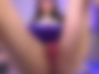 Dia's Live Sex Cam Show