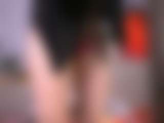 Live cam show with Dia - Petite Teen (18+) on Camiplay Live