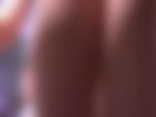 Live cam show with Dia - Squirt on Camsoda