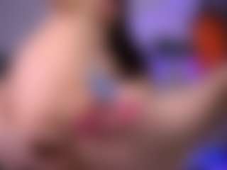 Live cam show with Dia - White on Camsoda | united kingdom