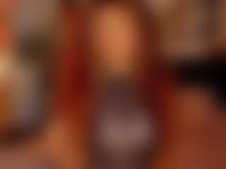 Live cam show with Merida-Red - Young Adult on AdultVida.com
