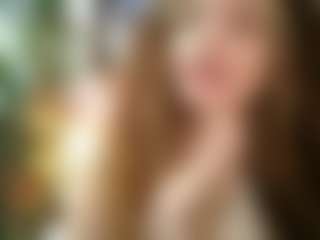 Merida-Red's Live Sex Cam Show