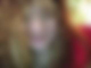 Merida-Red's Live Sex Cam Show