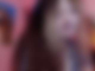 Live cam show with Merida-Red - Thong on AdultVida.com